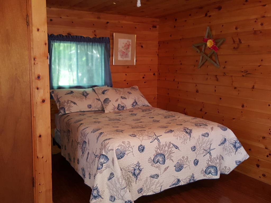 Red Lodge Resort Little Current Ruang foto